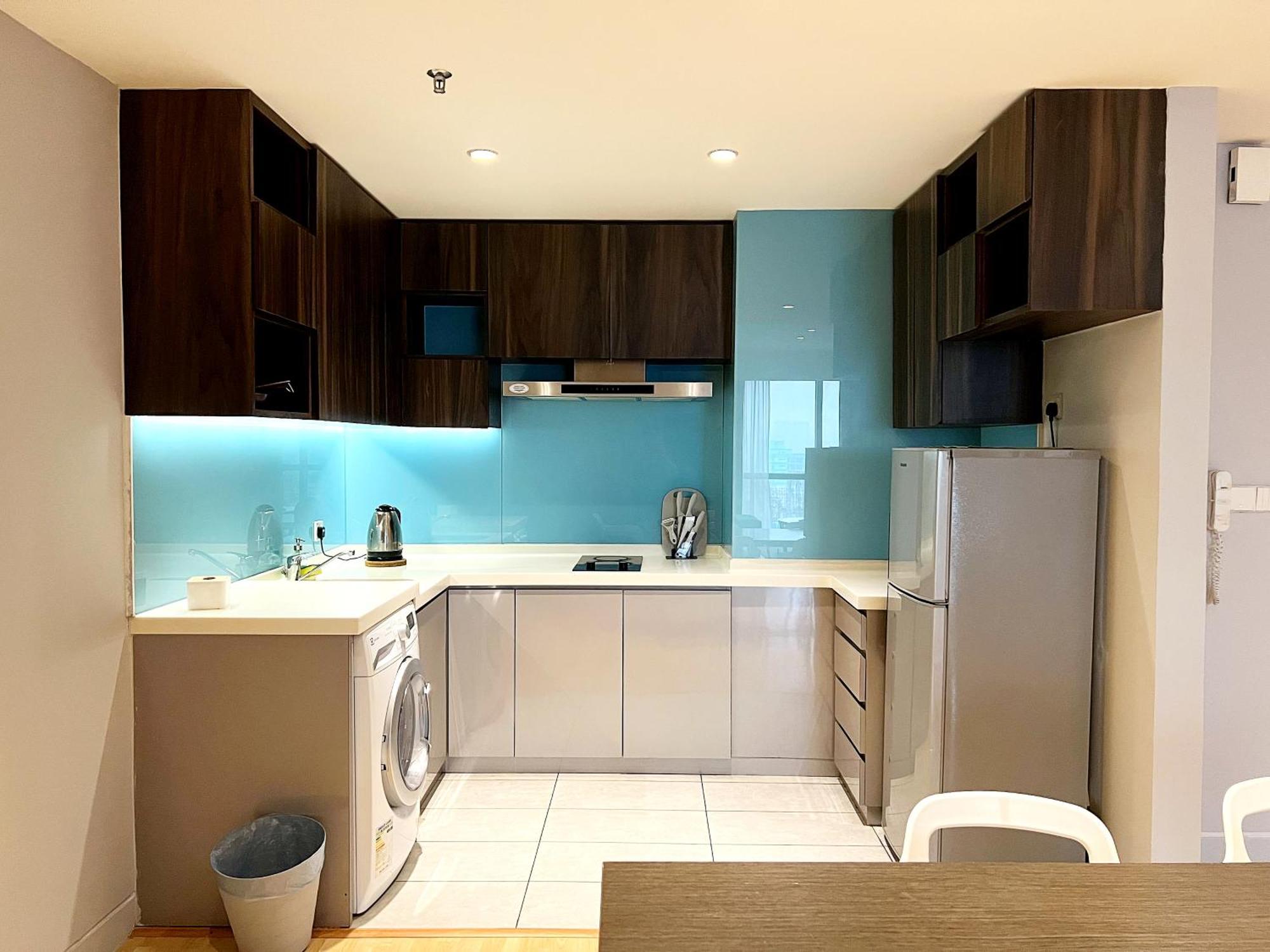 Infini Suites@ D'majestic Place