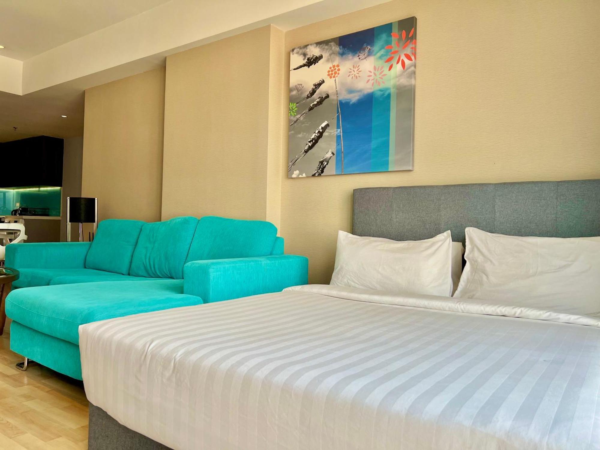 Infini Suites@ D'majestic Place *